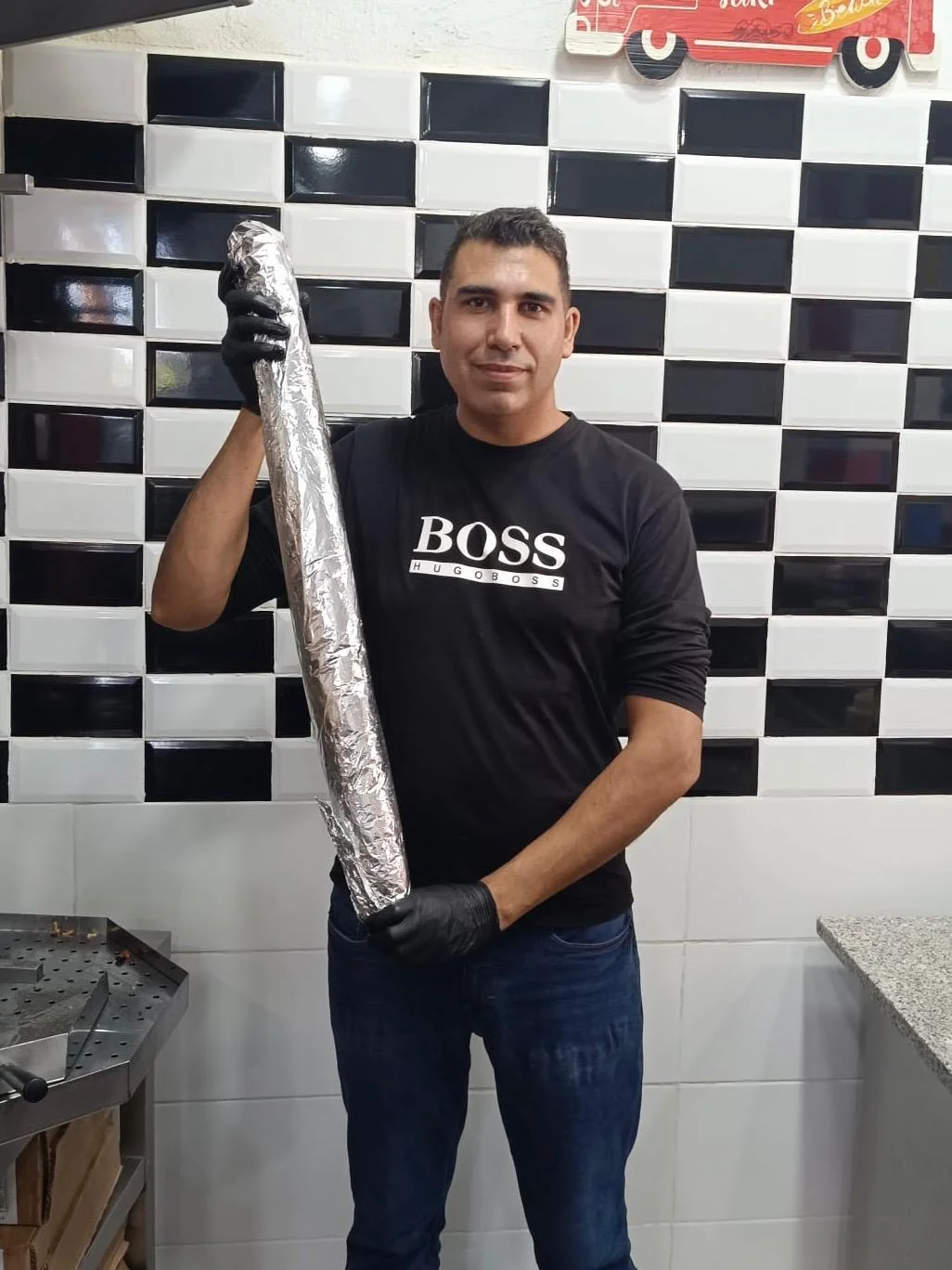 Omar con el Durum Gigante de Royal King Kebab